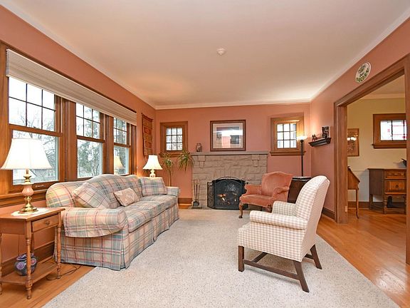 4th image of 1311 Duncan Ave