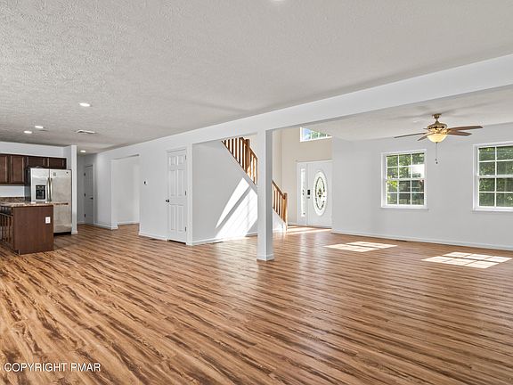 5th image of 263 Ramblebush Rd