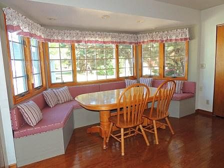 Eating Area in kitchen