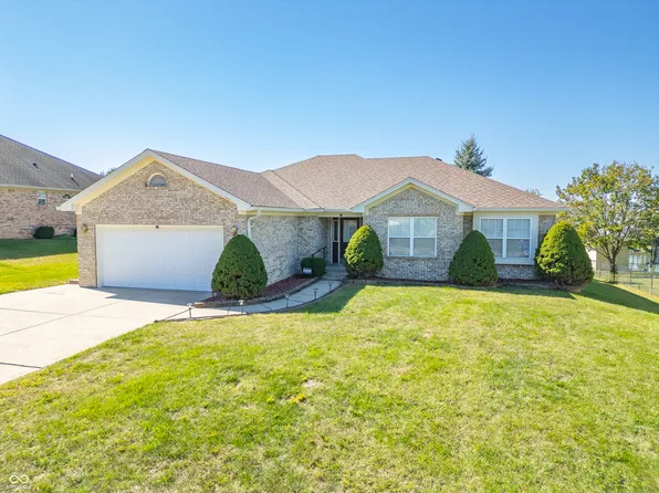 884 N Shore Blvd, Franklin, IN 46131