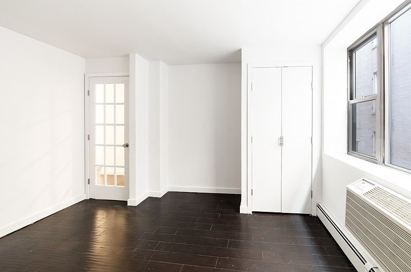 1st image of 224 1st Ave APT 3B