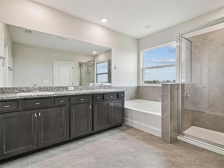 3827 Sunny Spring St — Photo 33