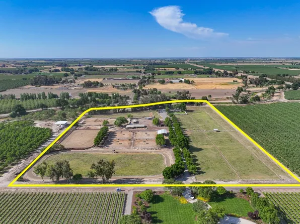 20010 Fargo Ave, Lemoore, CA 93245