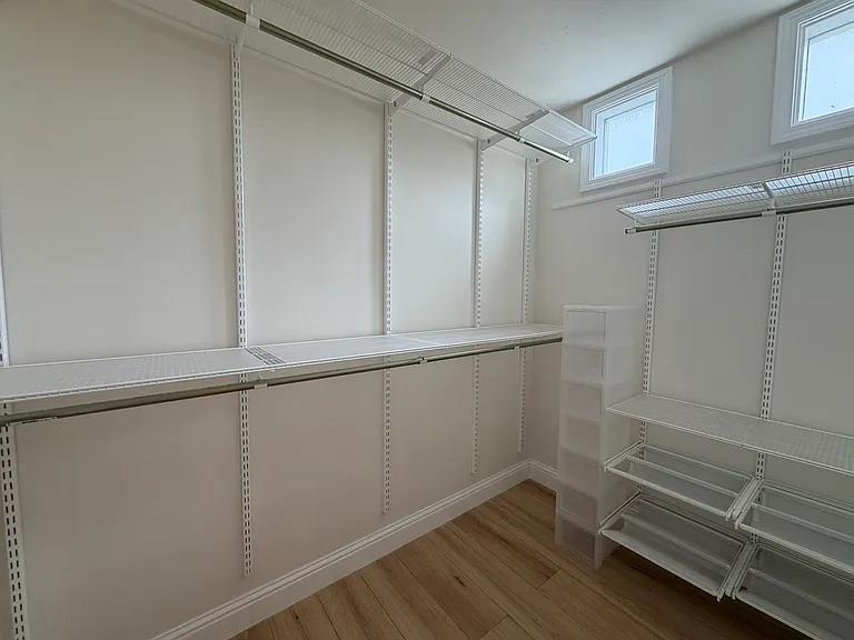 Walk-in closet