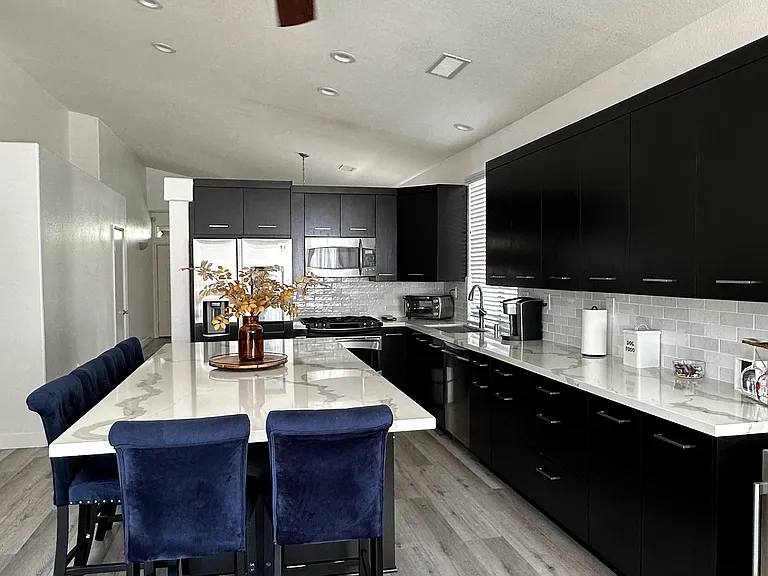 2280 Sun Valley Rd — Photo 7