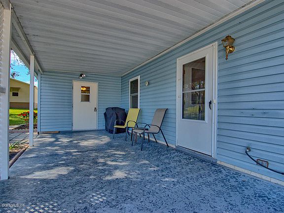 4th image of 1216 E Schwartz Blvd