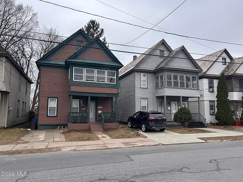 3rd image of 2328 Turner Avenue
