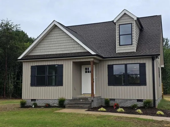 8940 Wilson Rd, Hildebran, NC 28637