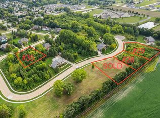 Quail Run Dr #28, Oshkosh, WI 54904