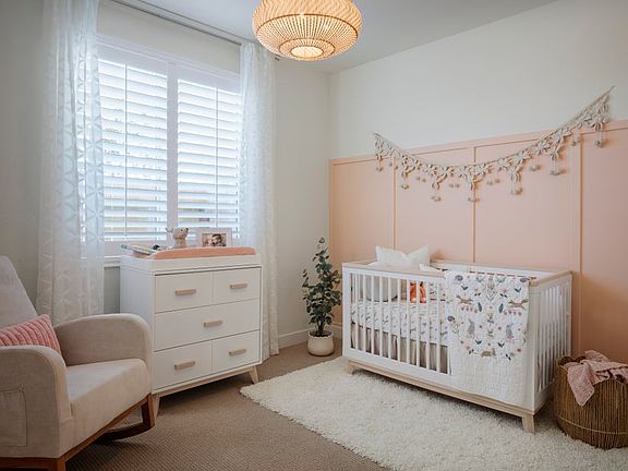 SJVHomes_Stonebrook_Naples2105_010.jpg