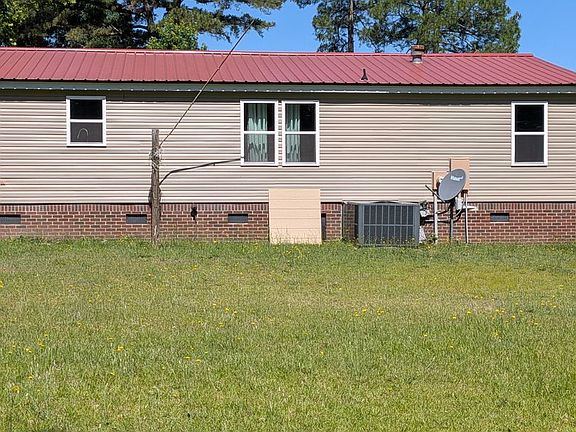 5th image of 253 Chicken Ln