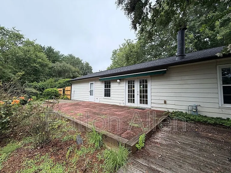 105 Scottlynn Ct — Photo 23