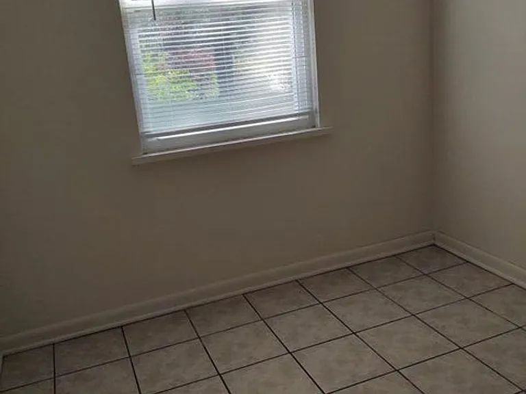 205 N 2nd Ave — Photo 3