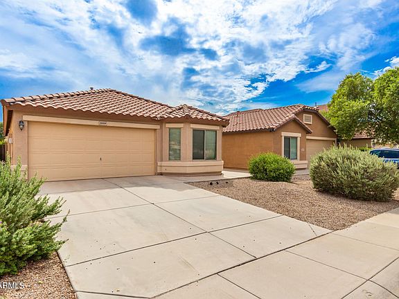 3rd image of 39999 W Thornberry Ln