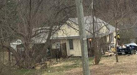 2nd image of 37 6th St