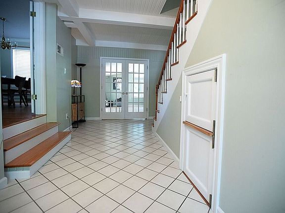 5th image of 1485 Dearborn Dr