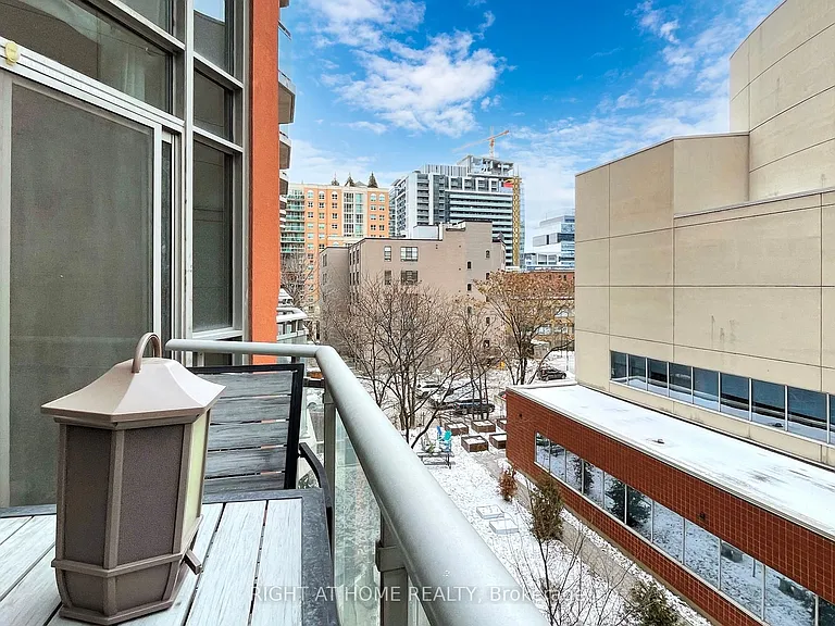 255 Richmond St E #401 — Photo 29