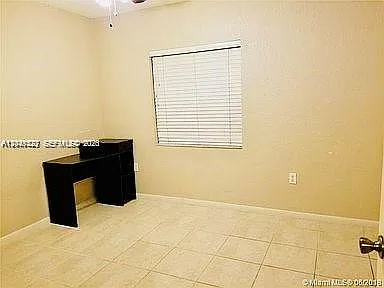 246 Riviera Cir #246 — Photo 18