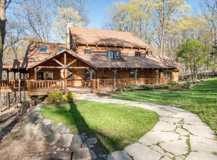 N1434 Academy Rd, Lake Geneva, WI 53147