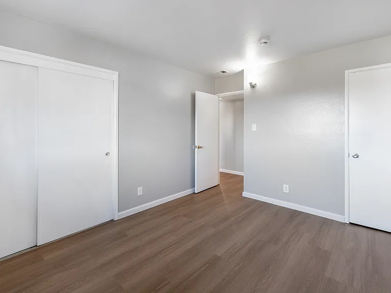 3077 Los Prados St #209 — Photo 21