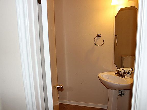 5th image of 16927 Carbridge Dr