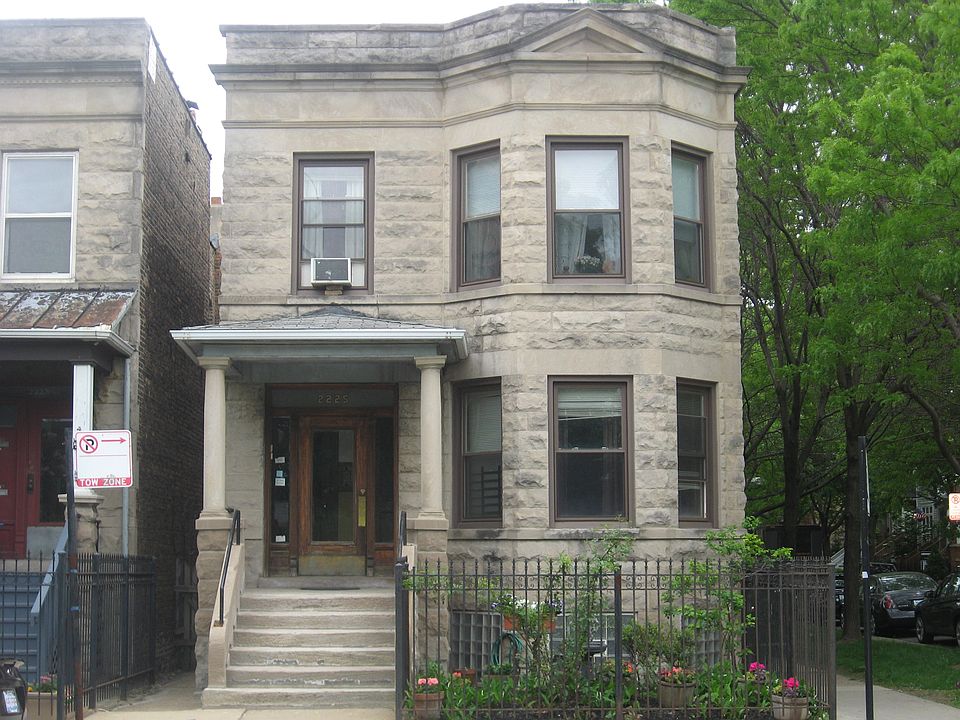 1st image of 2225 W Montrose Ave #2