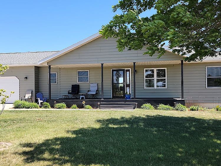 1100 Eastbay Ave, Balaton, MN 56115 Zillow
