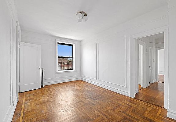 4th image of 103 Avenue A Front 2F
