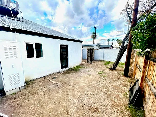 1402 E McKinley St #C — Photo 10