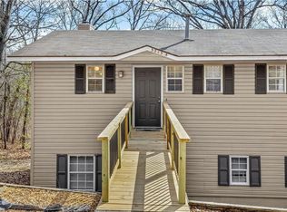 3213 Cardinal Creek Cir, Bentonville, AR 72712