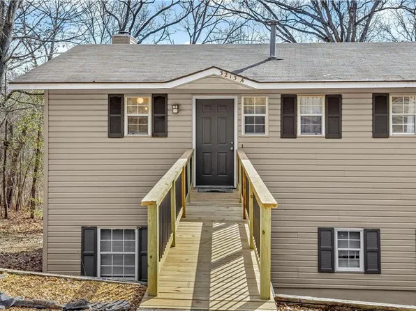 3213 Cardinal Creek Cir, Bentonville, AR