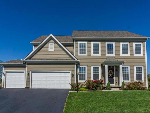 3rd image of 4615 Sanctuary Dr