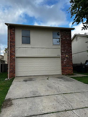 12923 E 28th Pl Photo 1