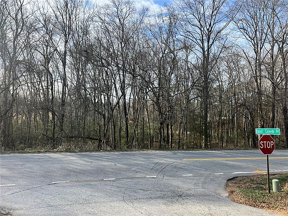 2nd image of 5298 Moorefield Memorial Hwy