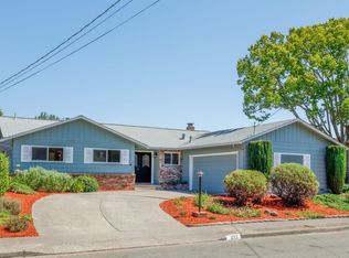 222 Lacrosse Ave, Santa Rosa, CA 95409