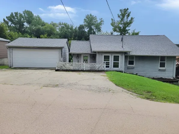 24857 W North Rd, Lake Villa, IL 60046