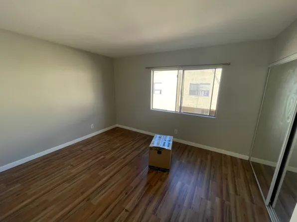 6861 Alvarado Rd Unit 5, San Diego, CA 92120