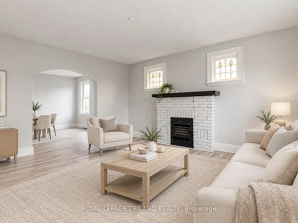 425 McKenzie Ave #3