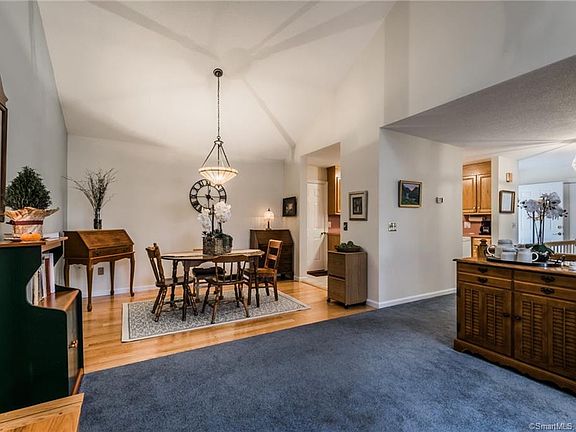 5th image of 56 Dibble Hollow Ln #56