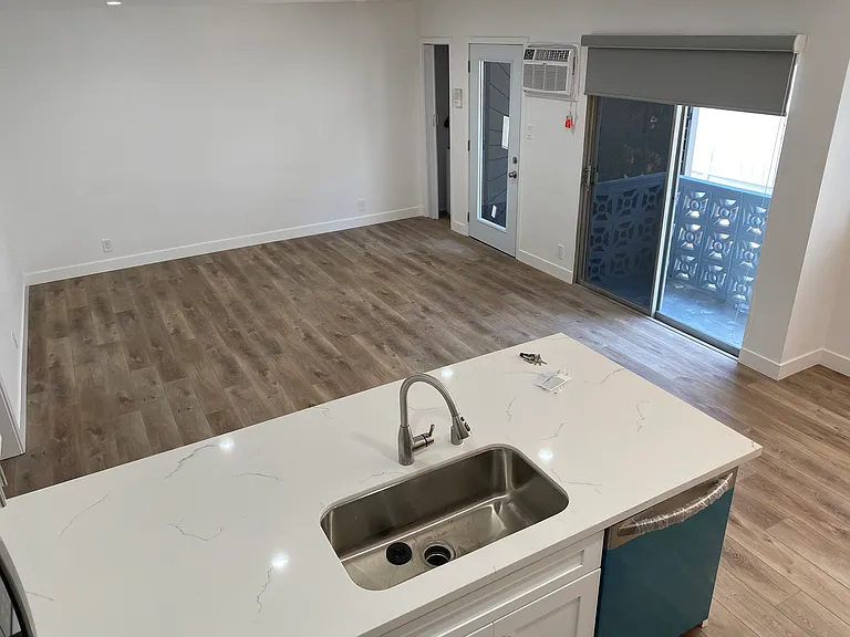 1442 S Wooster St #1 — Photo 10