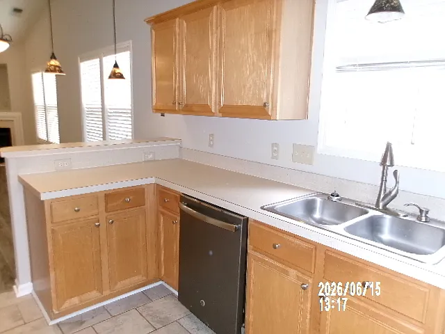 2011 Kansas City Dr — Photo 11