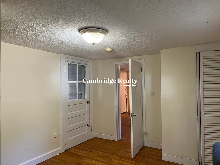 4 Park St #1 — Photo 9