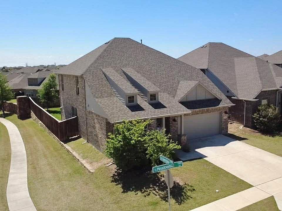 1st image of 1301 Meadowlark Ln