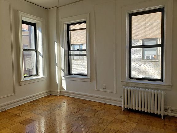 4th image of 517 W 113th St #2E7