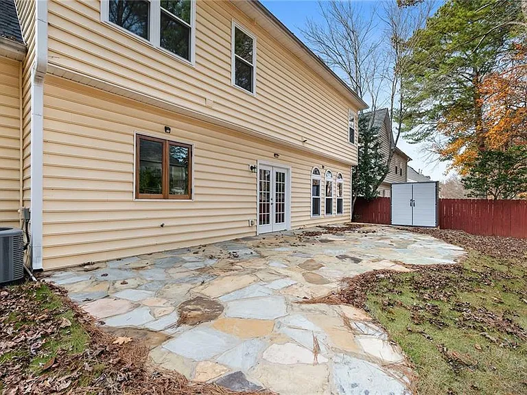 560 Kimball Crest Ct — Photo 35