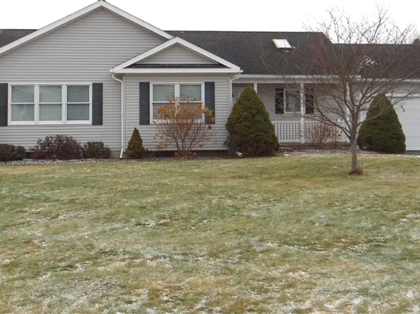 11 Lexington Run, Horseheads, NY 14845
