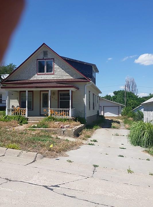 2nd image of 420 5th Ave W