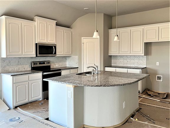 2nd image of 537 Lela Cir