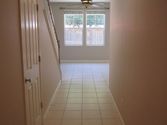3rd image of 8365 Cortina Cir