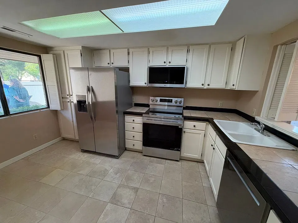 3486 Chaparral Dr